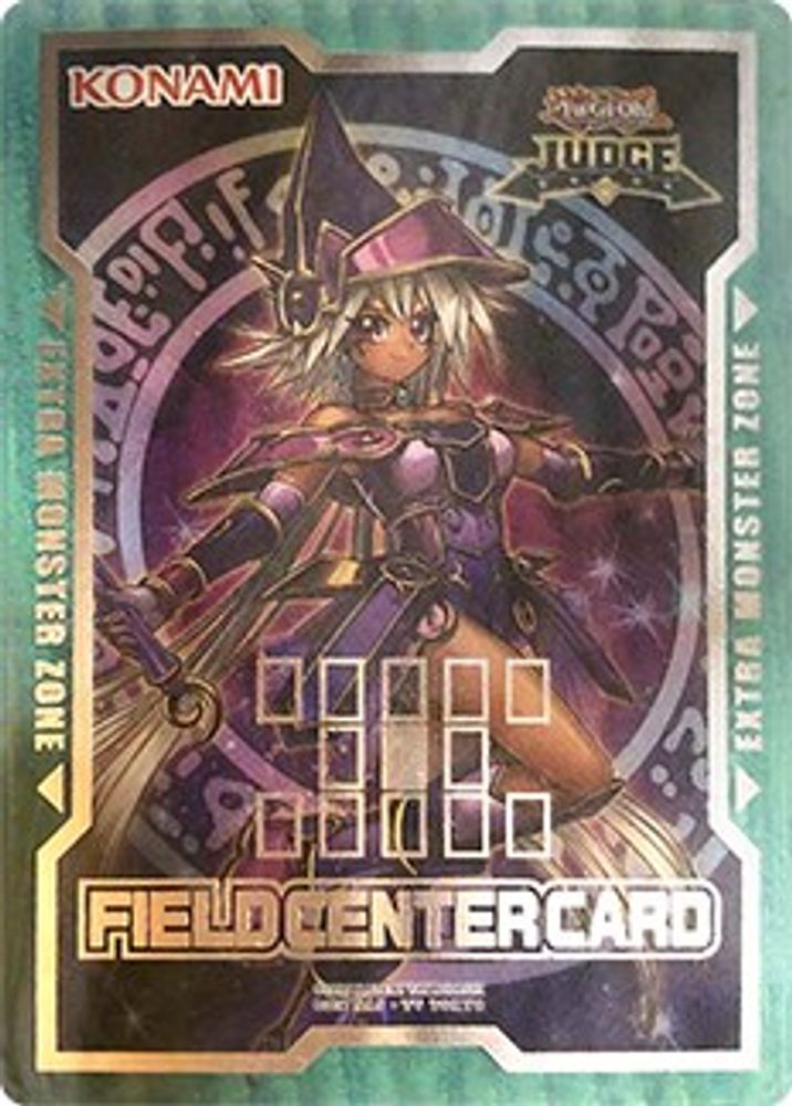 Official Judge Field Center Token: Apprentice Illusion Magician () - Promo