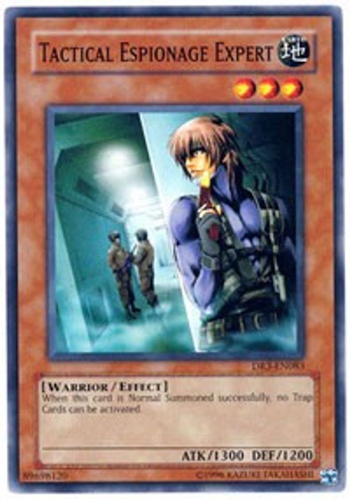 Expert en espionnage tactique [DR3-EN083] Commun 