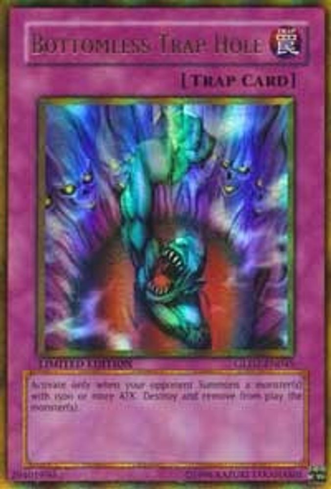 Trou de piège sans fond [GLD2-EN045] Ultra rare 