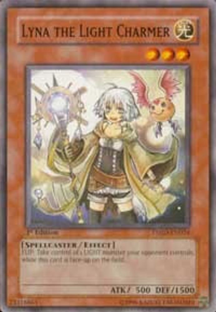 Lyna the Light Charmer (TSHD-EN024) - Common