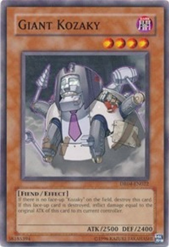 Giant Kozaky (DR04-EN022) - Common